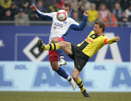 规被罚出场 规被罚出场